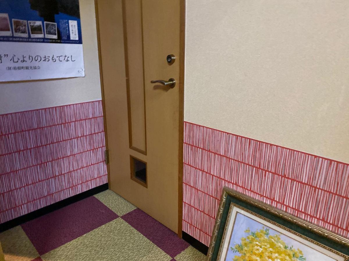 Umimoto Hotell Hakone Exteriör bild